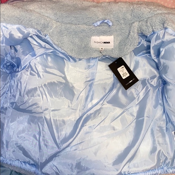 Fashion nova puffer jacket - Picture 3 of 3